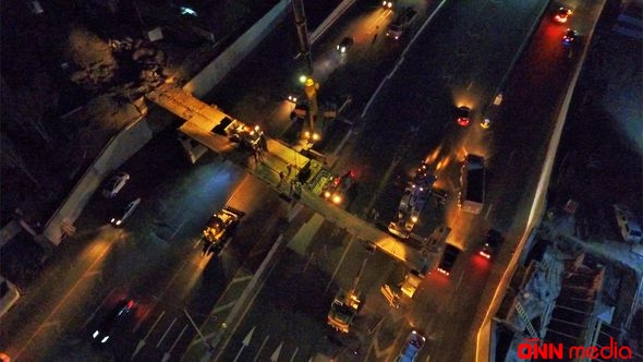 Bakı-Sumqayıt yolunda körpünün aşırım tirləri söküldü - FOTOLAR